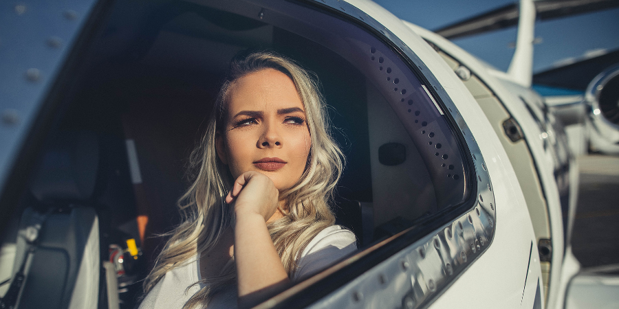 lady pilot